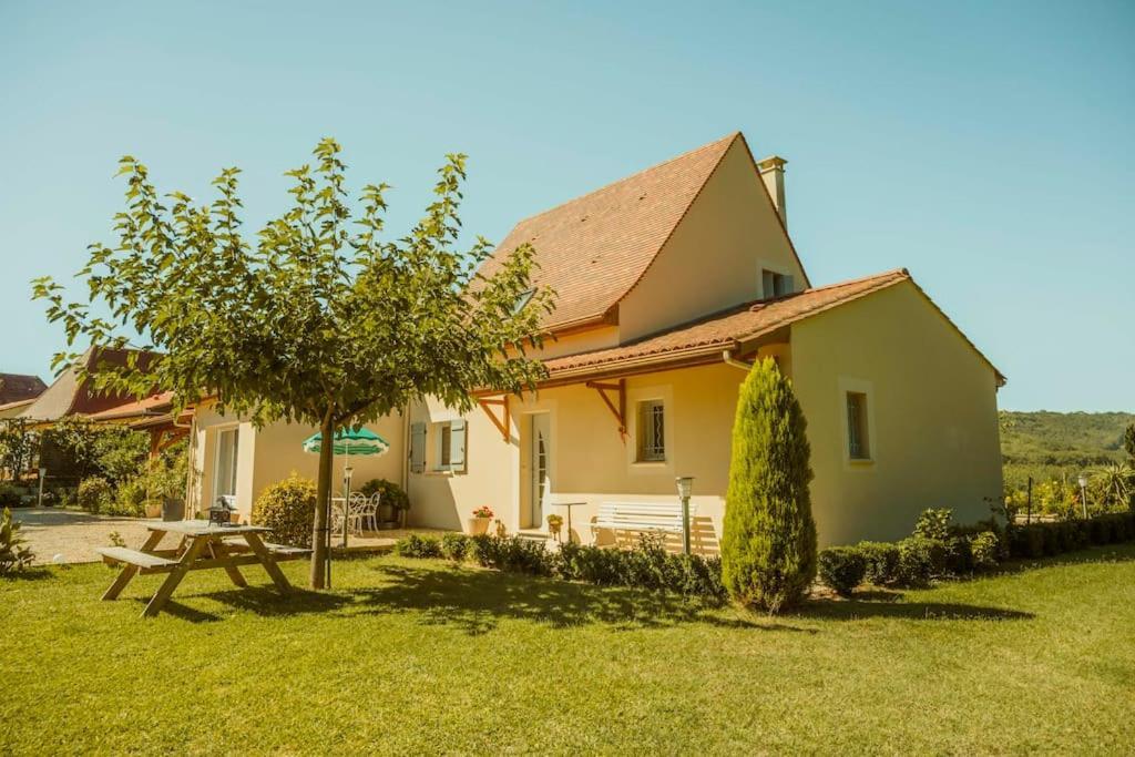 Villa Ideale Pour 6 Vacanciers En Perigord Noir Castelnaud-la-Chapelle Exterior foto